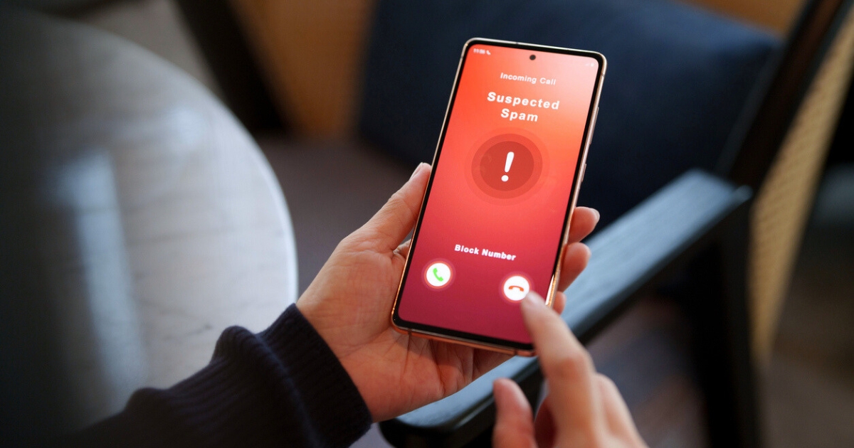 suspected spam call on a cell phone