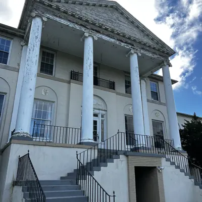 Front entrance of 1924 addition.
