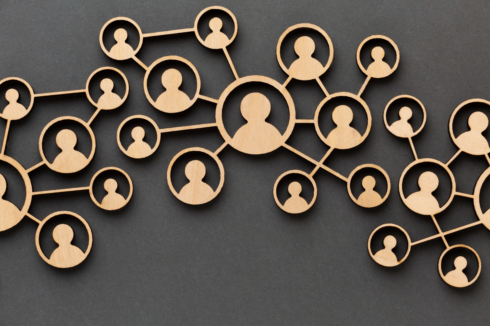 avatar icons connected together