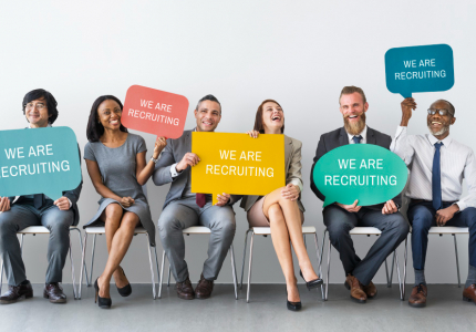 Image of people recruiting and hiring new employees. Image from FreePik.com.